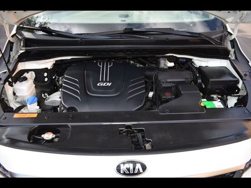 Used 2018 Kia Sedona SX Limited FWD image 43