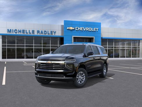 New 2026 Chevrolet Suburban LT w/ Comfort Package image 8