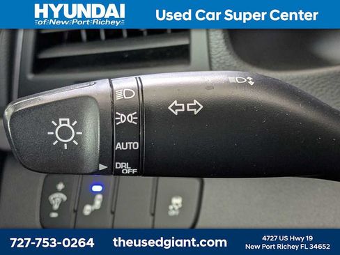 Used 2018 Hyundai Elantra Limited FWD image 29