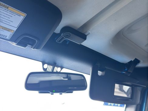 Used 2014 Jeep Wrangler Unlimited Sahara image 29