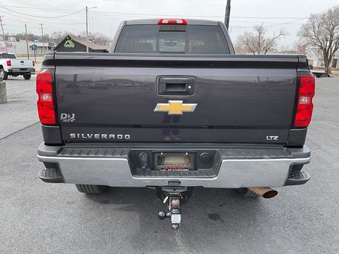 Used 2015 Chevrolet Silverado 2500 LTZ image 4