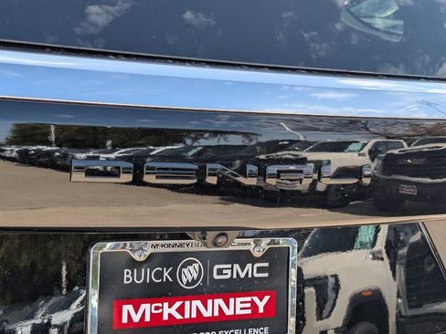 New 2026 GMC Yukon Denali AWD/4WD image 6