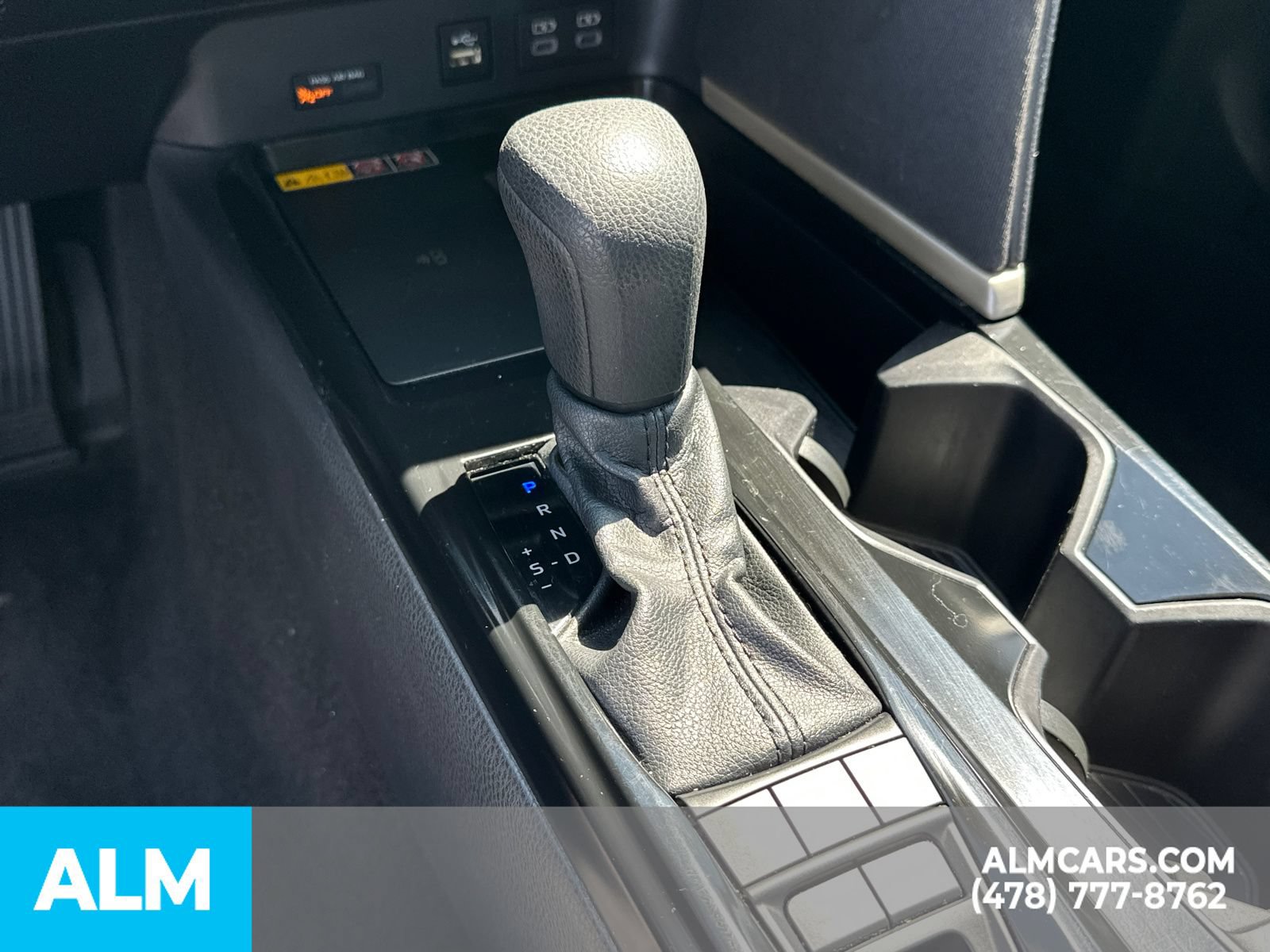 Used 2025 Toyota Camry LE FWD image 34