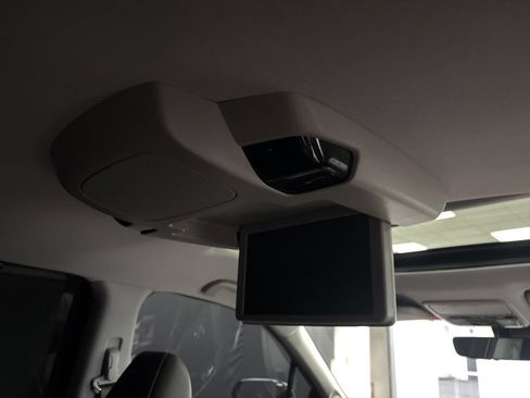 Used 2021 Honda Pilot Touring image 18