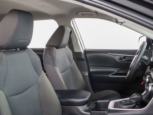 Used 2023 Toyota RAV4 LE image 26