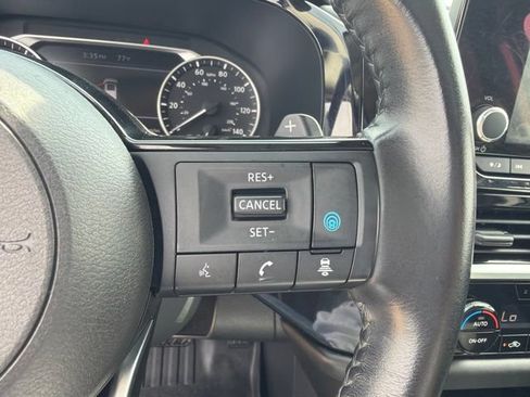 Used 2022 Nissan Pathfinder SV w/ SV Premium Package AWD/4WD image 18