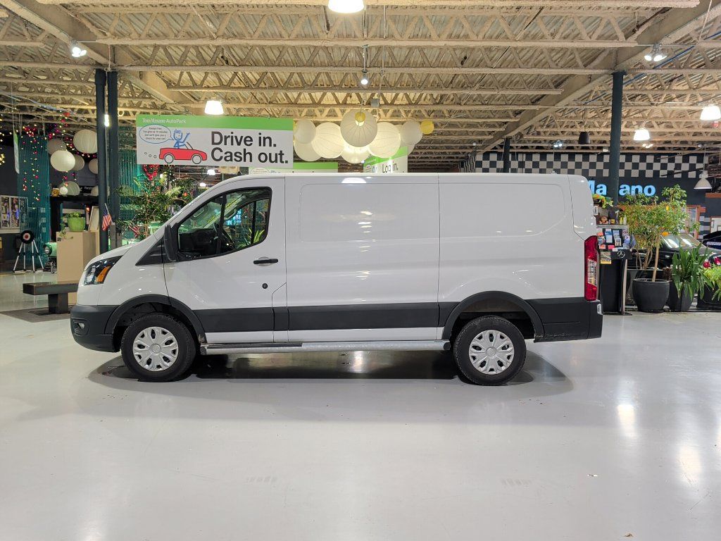 Used 2025 Ford Transit 250 Low Roof w/ Exterior Upgrade Package RWD image 12