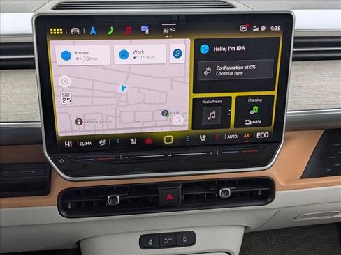 Used 2025 Volkswagen ID. Buzz 1st Edition image 13