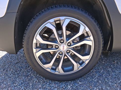 Used 2018 GMC Terrain SLT AWD/4WD image 17