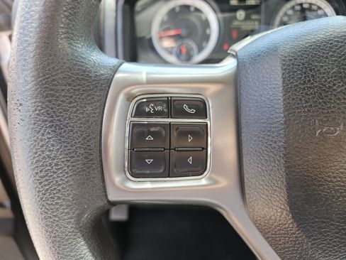 Used 2021 RAM 1500 Classic SLT AWD/4WD image 27