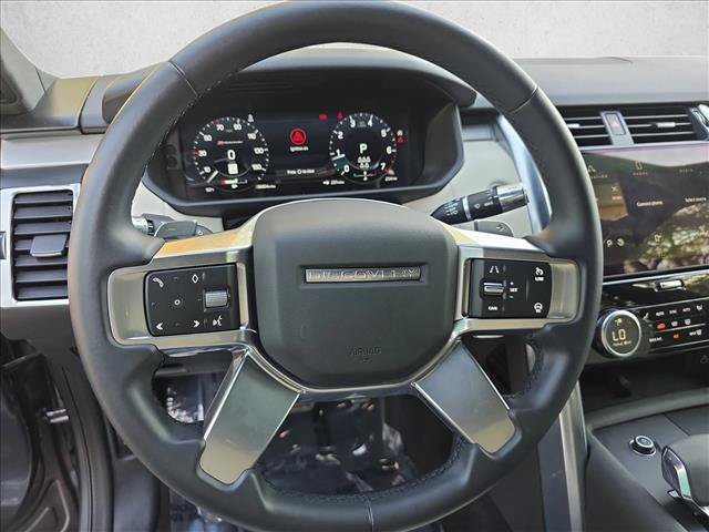Used 2021 Land Rover Discovery S R-Dynamic AWD/4WD image 18