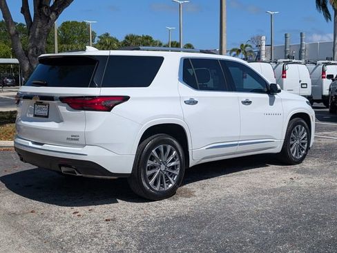Certified 2023 Chevrolet Traverse Premier FWD image 7