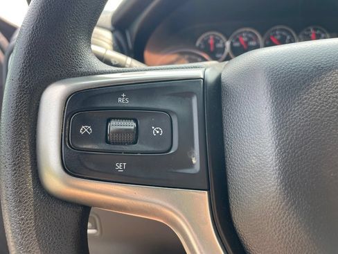Used 2020 Chevrolet Silverado 1500 LT AWD/4WD image 26