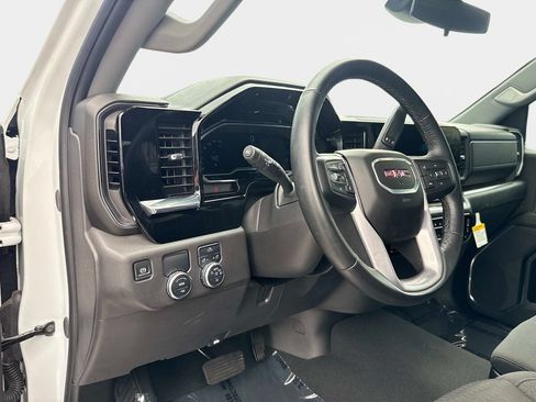 Used 2024 GMC Sierra 1500 Elevation RWD image 18