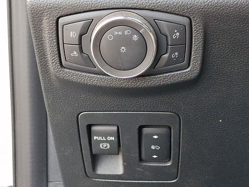 Used 2019 Ford F150 XLT w/ Equipment Group 302A Luxury AWD/4WD image 26