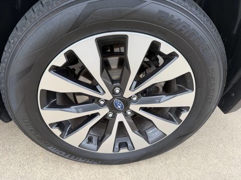 Used 2016 Subaru Outback 2.5i Limited AWD/4WD image 17