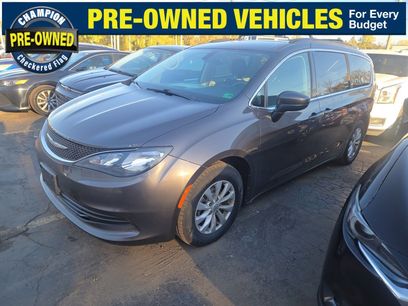Used 2017 Chrysler Pacifica Touring