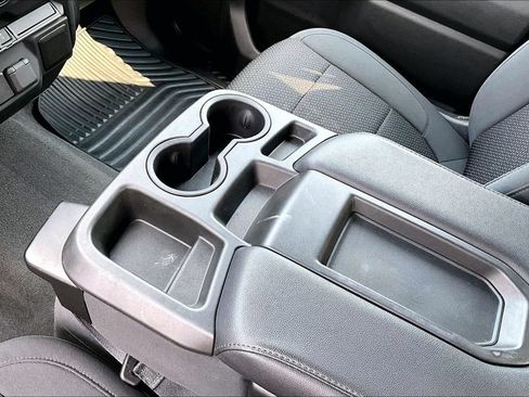 Used 2020 Chevrolet Silverado 1500 Custom Trail Boss w/ Custom Convenience Package AWD/4WD image 17