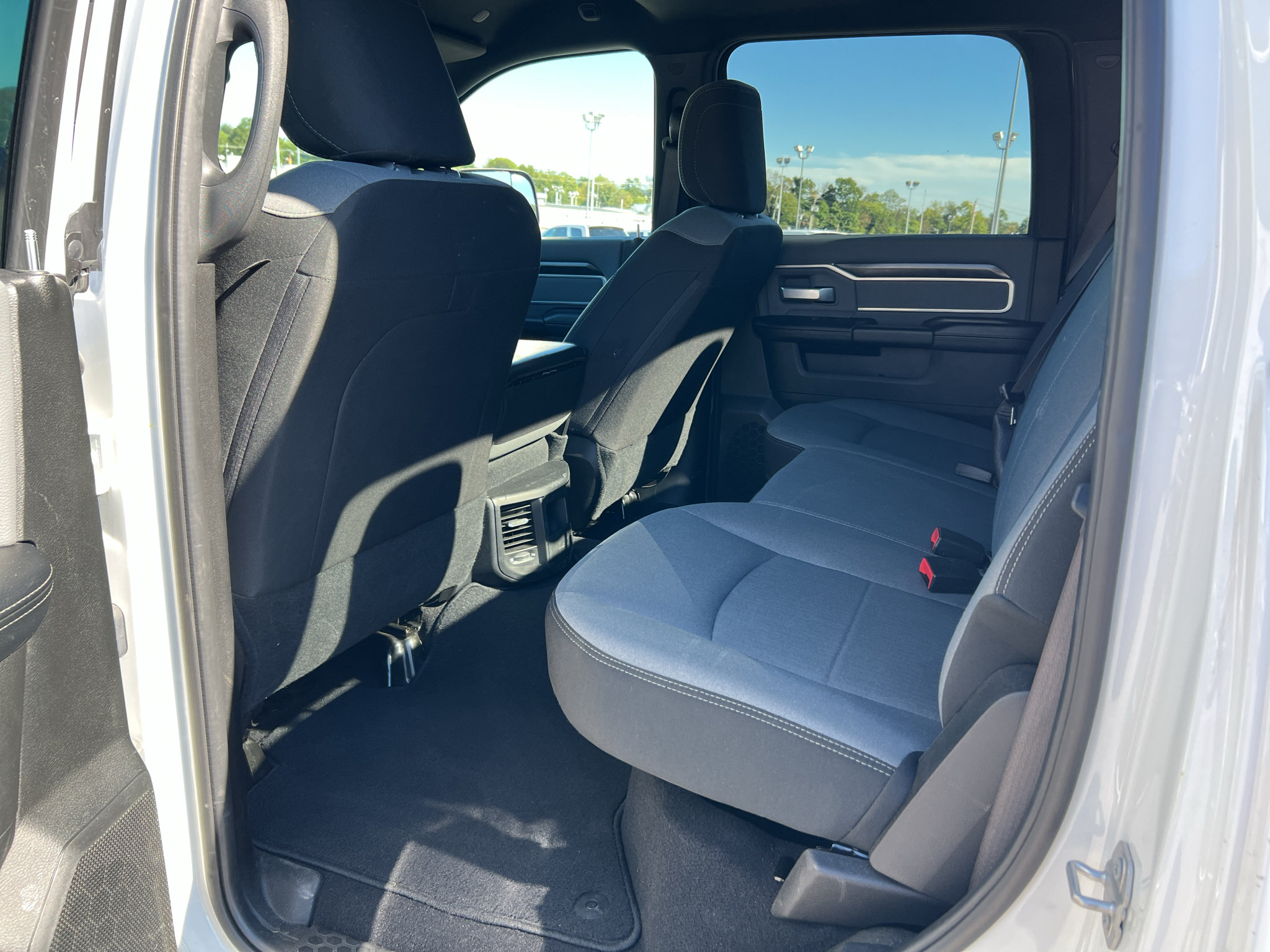 Used 2022 RAM 2500 Big Horn AWD/4WD image 11