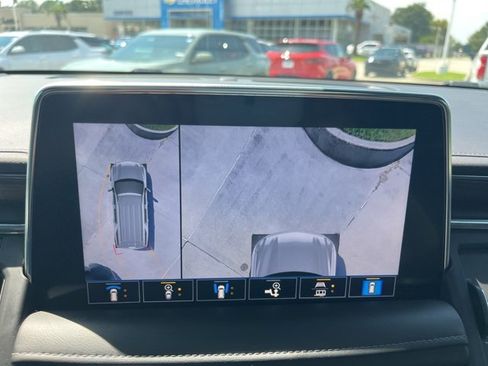 Used 2021 Chevrolet Tahoe Z71 w/ Z71 Signature Package image 28