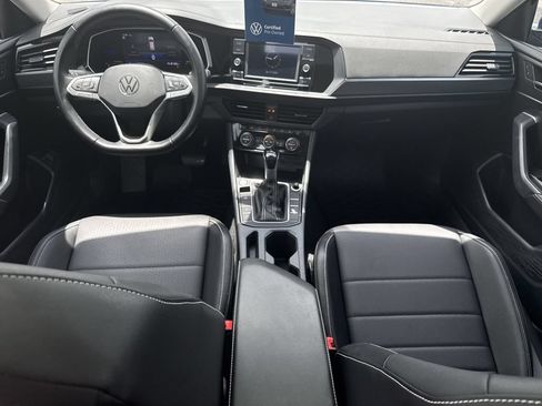 Used 2023 Volkswagen Jetta SE FWD image 25