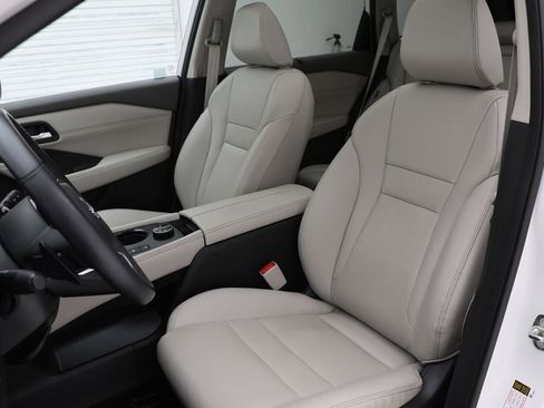 Used 2023 Nissan Rogue SL w/ SL Premium Package AWD/4WD image 15
