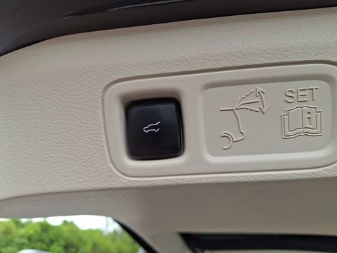 Certified 2024 Lincoln Navigator Black Label AWD/4WD image 30
