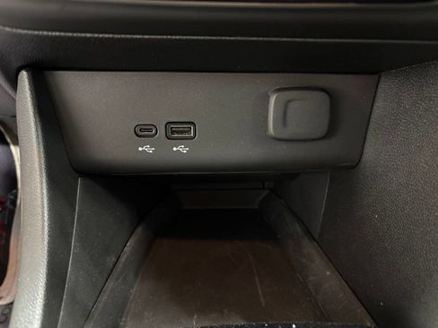Used 2024 Buick Encore GX Preferred AWD/4WD image 20