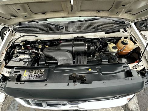 Used 2013 Ford E-250 and Econoline 250 image 33