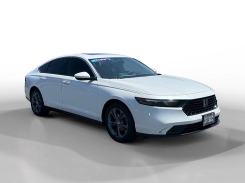 Used 2023 Honda Accord EX image 7