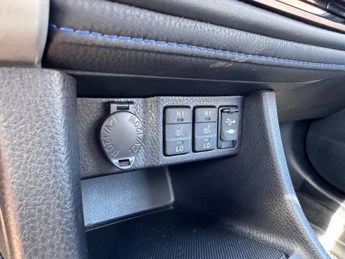 Used 2019 Toyota Corolla XSE image 22