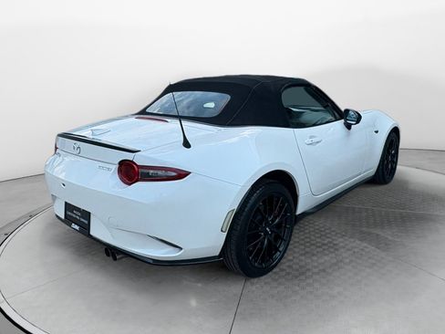 Certified 2023 MAZDA MX-5 Miata Club w/ Brembo/BBS Recaro Package RWD image 7