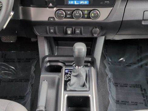 Used 2021 Toyota Tacoma SR5 RWD image 19