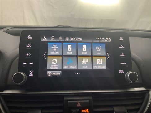 Used 2019 Honda Accord Touring image 29