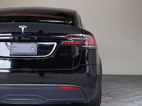 Used 2022 Tesla Model X AWD/4WD image 12