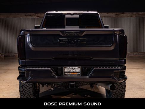 Used 2025 GMC Sierra 2500 Denali Ultimate image 8