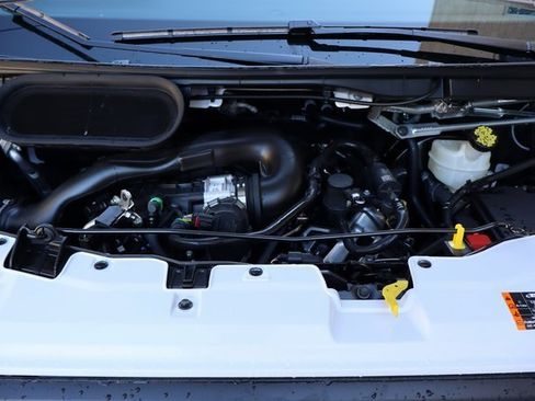 New 2025 Ford Transit 250 LR image 32