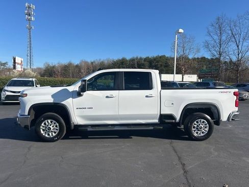 Used 2025 Chevrolet Silverado 2500 LT w/ Convenience Package image 10