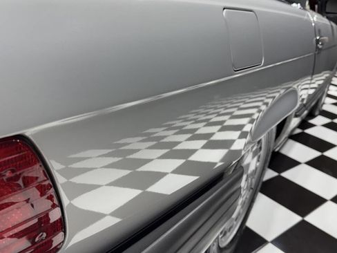 Used 1988 Mercedes-Benz 560 SL image 36