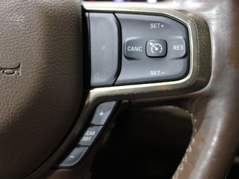 Used 2024 RAM 2500 Limited AWD/4WD image 13