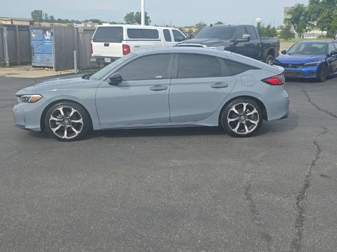 Used 2025 Honda Civic Sport Touring image 2