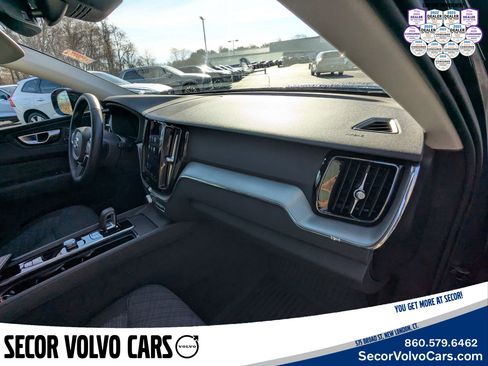 Certified 2024 Volvo XC60 B5 Core w/ Protection Package Premier image 23