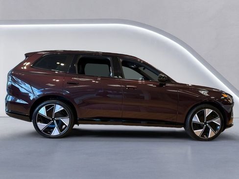 New 2025 Volvo EX90 Ultra image 3