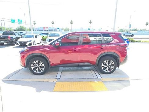 Used 2023 Nissan Rogue SV image 7