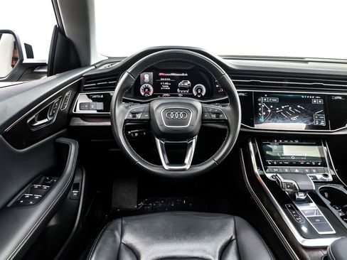 Used 2023 Audi Q8 Premium Plus w/ Premium Plus Package image 5