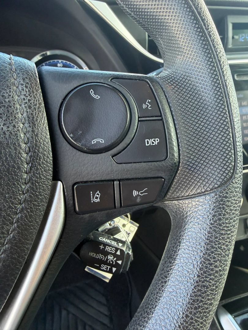 Used 2018 Toyota Corolla L w/ Protection Package FWD image 20