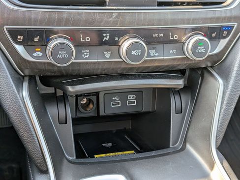 Used 2021 Honda Accord Touring image 25
