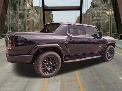 New 2026 GMC Hummer EV 4x4 Crew Cab image 11