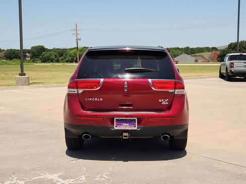 Used 2013 Lincoln MKX AWD image 8