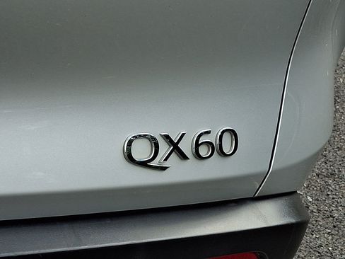 Used 2023 INFINITI QX60 Pure AWD/4WD image 31